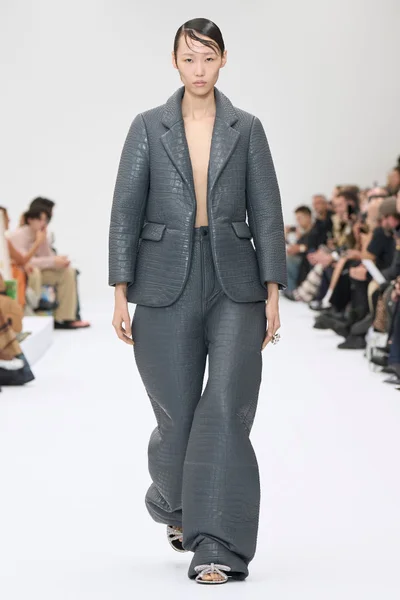 Look 5